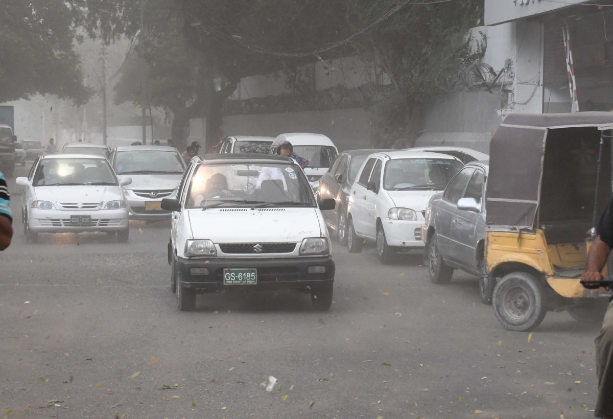 Pakistan da kum fırtınası: 5 ölü #2