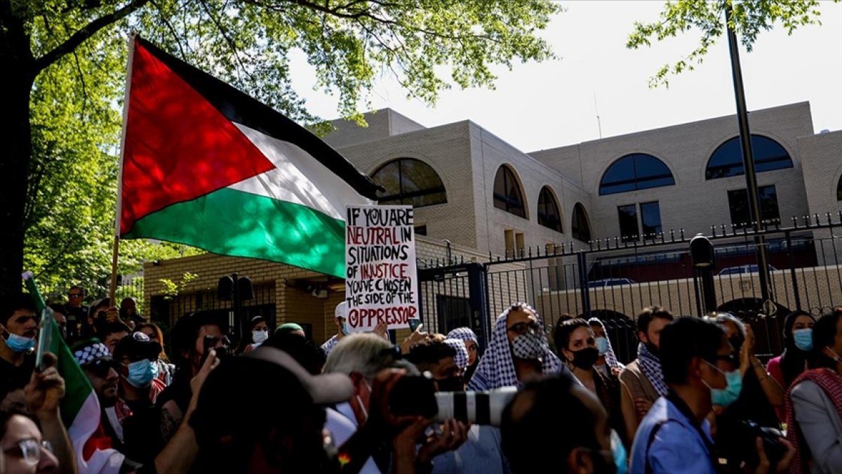 İsrail de Washington Büyükelçiliği önünde Filistin e destek gösterisi düzenlendi #1