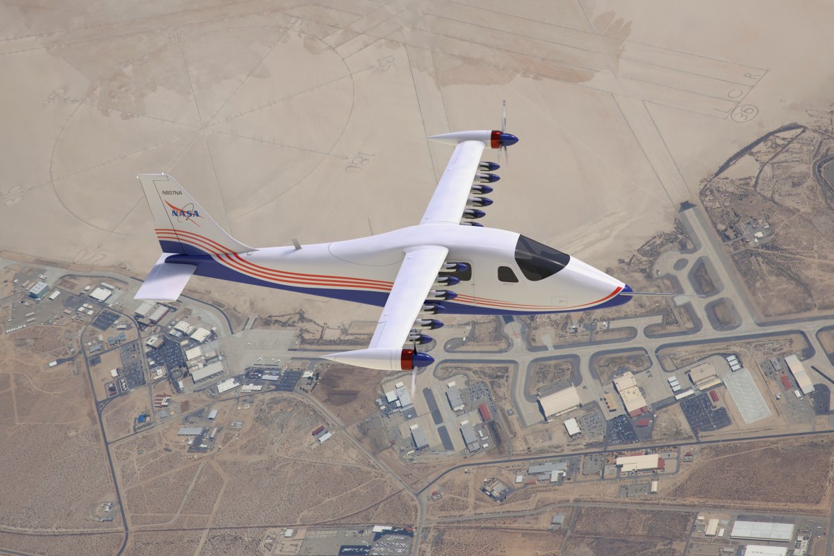 NASA accelerates work on electric aircraft #1
