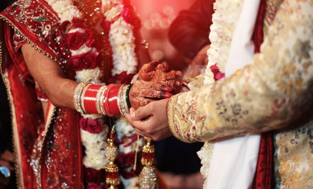 Groom escaped in India, bride married guest #2