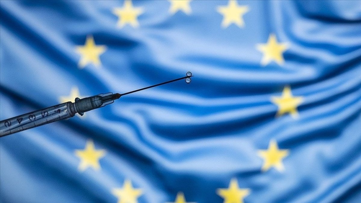 EU institutions agree on vaccination certificate #1