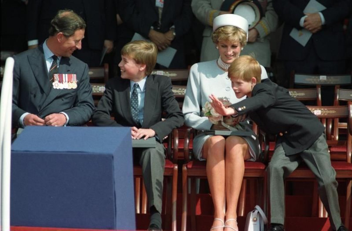 İngiltere de gündem BBC nin Prenses Diana röportajı #1