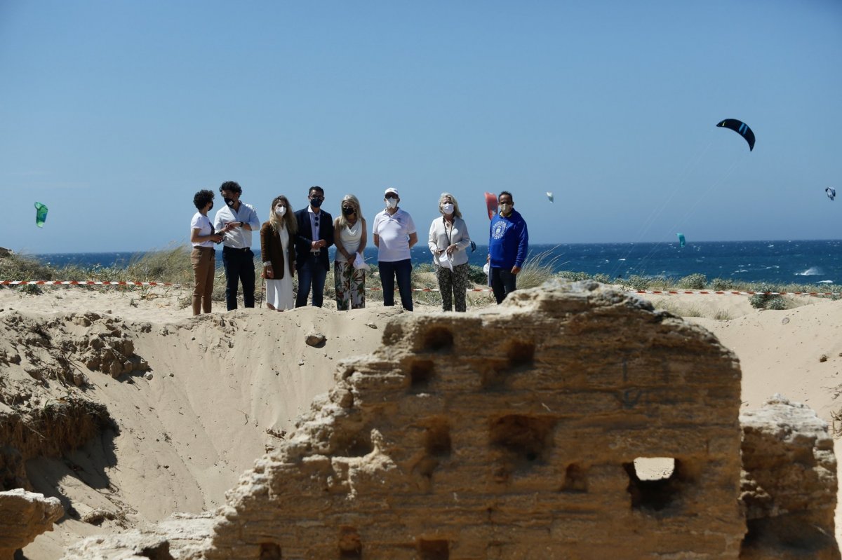 4,000-year-old Roman bath and new tombs found in Spain #1