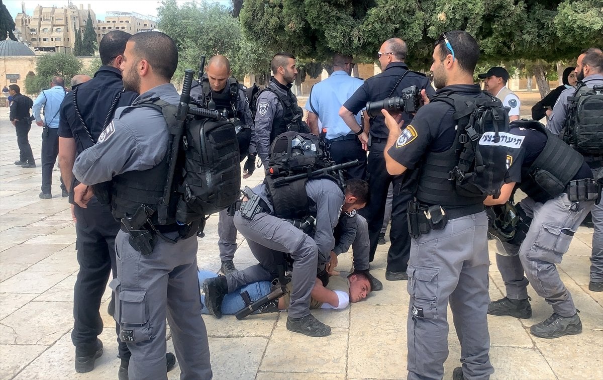 Jewish settlers raid Al-Aqsa Mosque #5