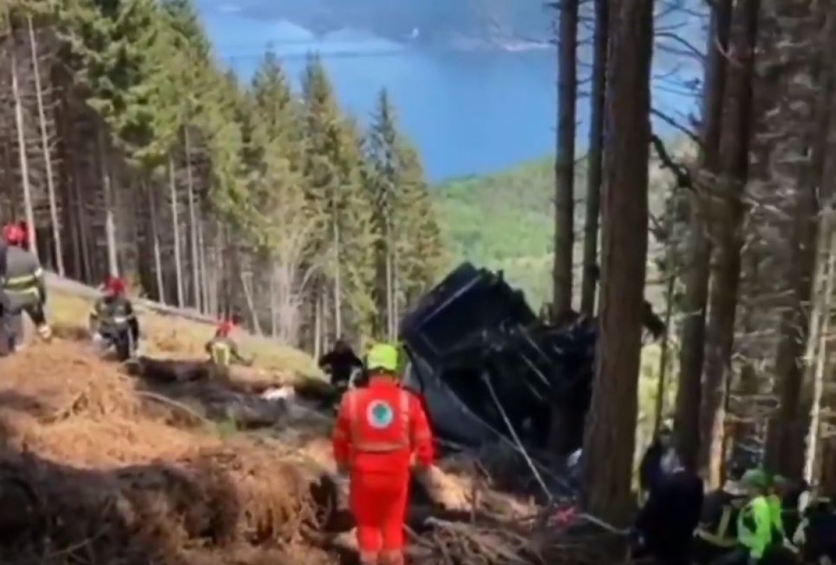 Cable car cabin fell in Italy #1