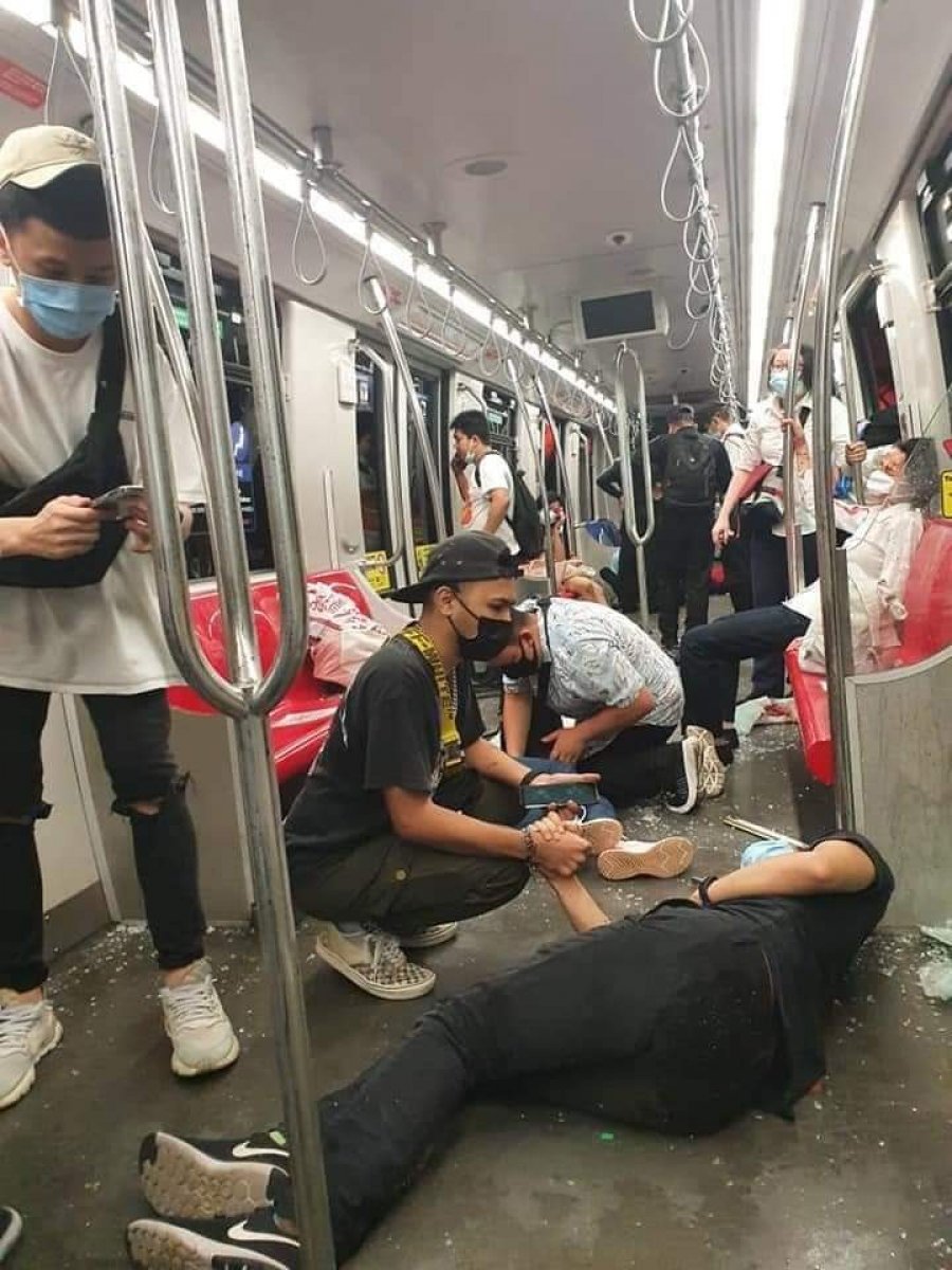 Metro crash in Malaysia: more than 200 injured #5