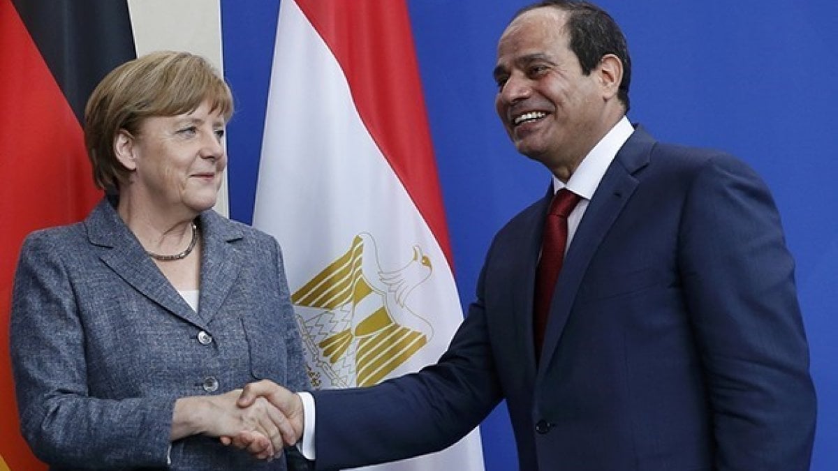 Angela Merkel meets with Sisi