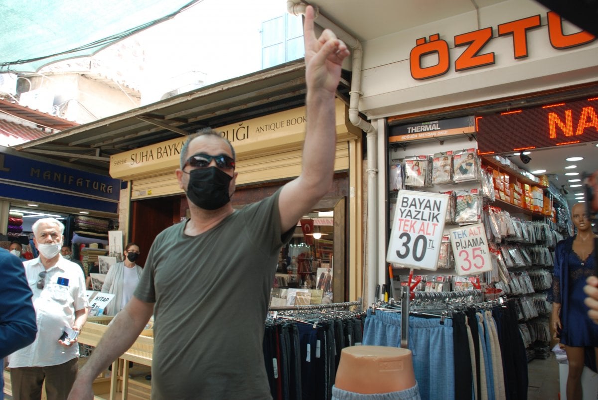 İzmir de Ali Babacan’a  davanı sattın  tepkisi #1