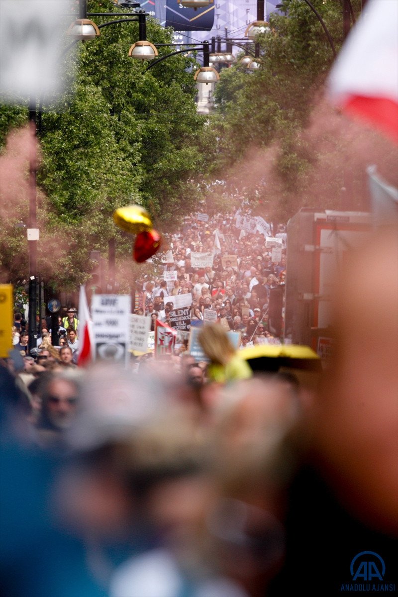 Coronavirus measures protested in England #4