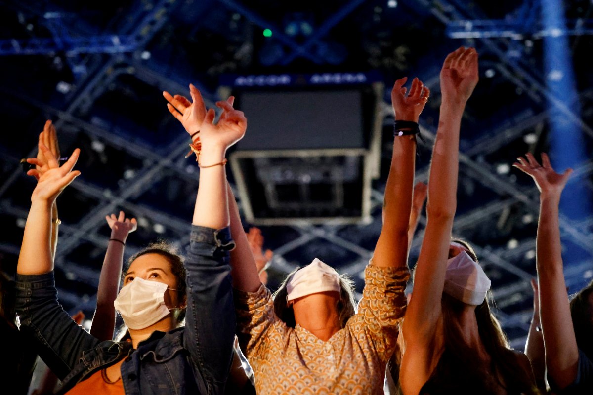 Concert experiment for 5 thousand people in Paris #2