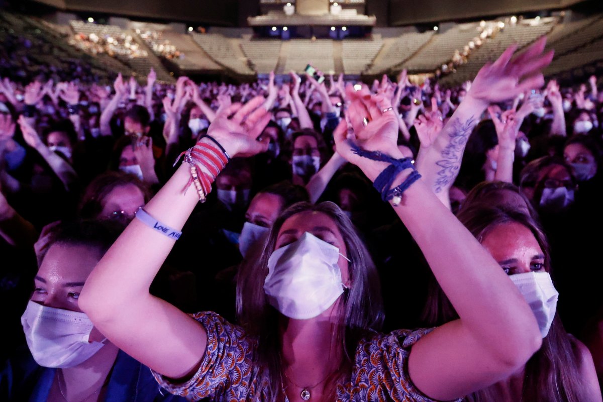 Concert experiment for 5 thousand people in Paris #3