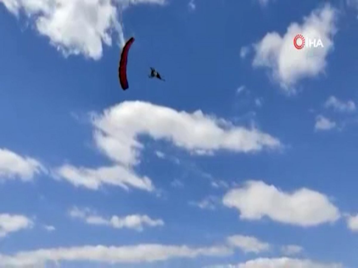 Parachutist caught in the opposite wind in Russia crashed to the ground and died #2