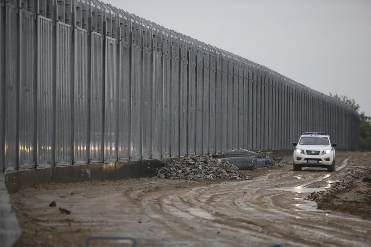 Digital barrier from EU to Turkey-Greece border #6