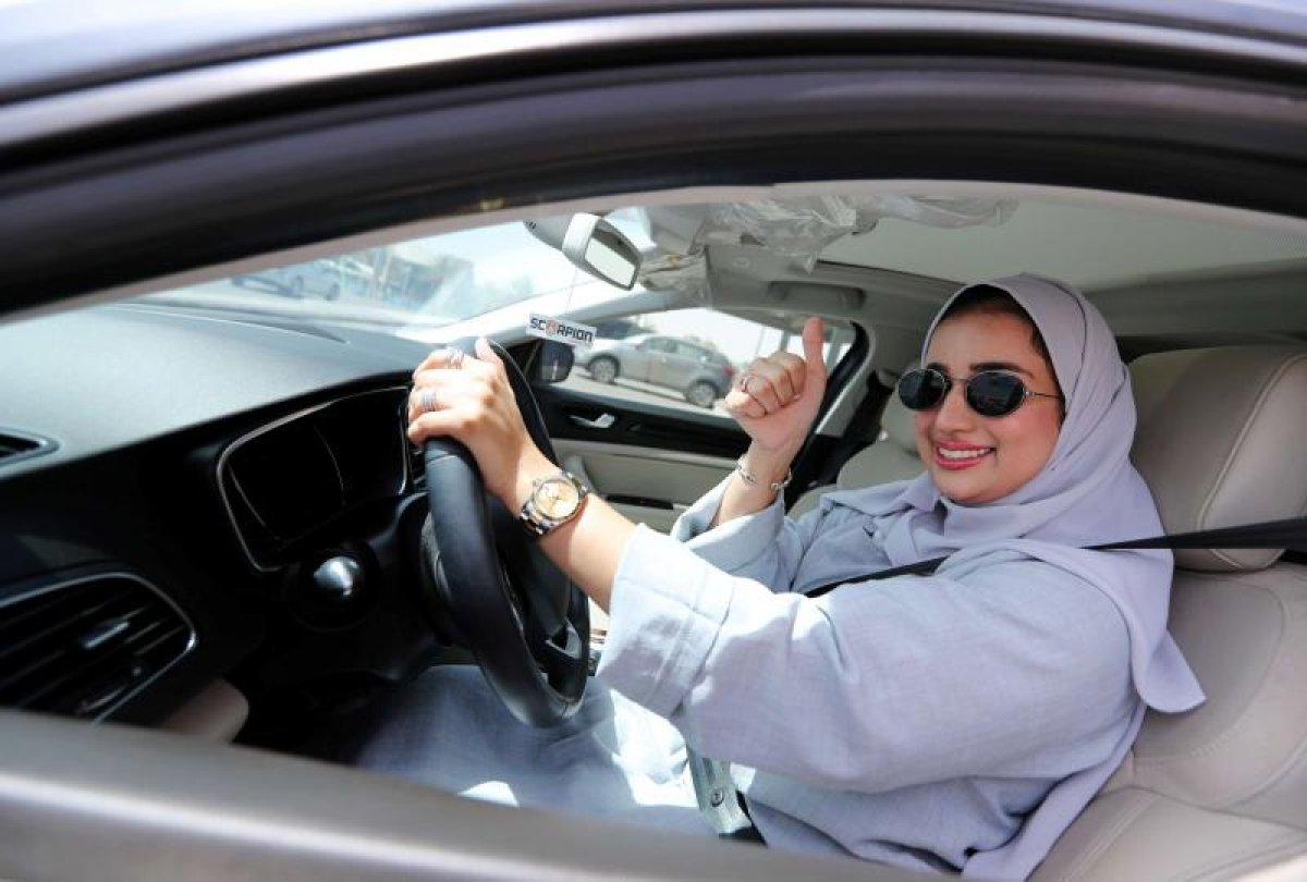 Driving license decision for teenage girls in Saudi Arabia #4