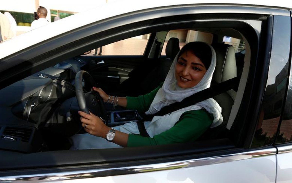 Driving license decision for young girls in Saudi Arabia #3