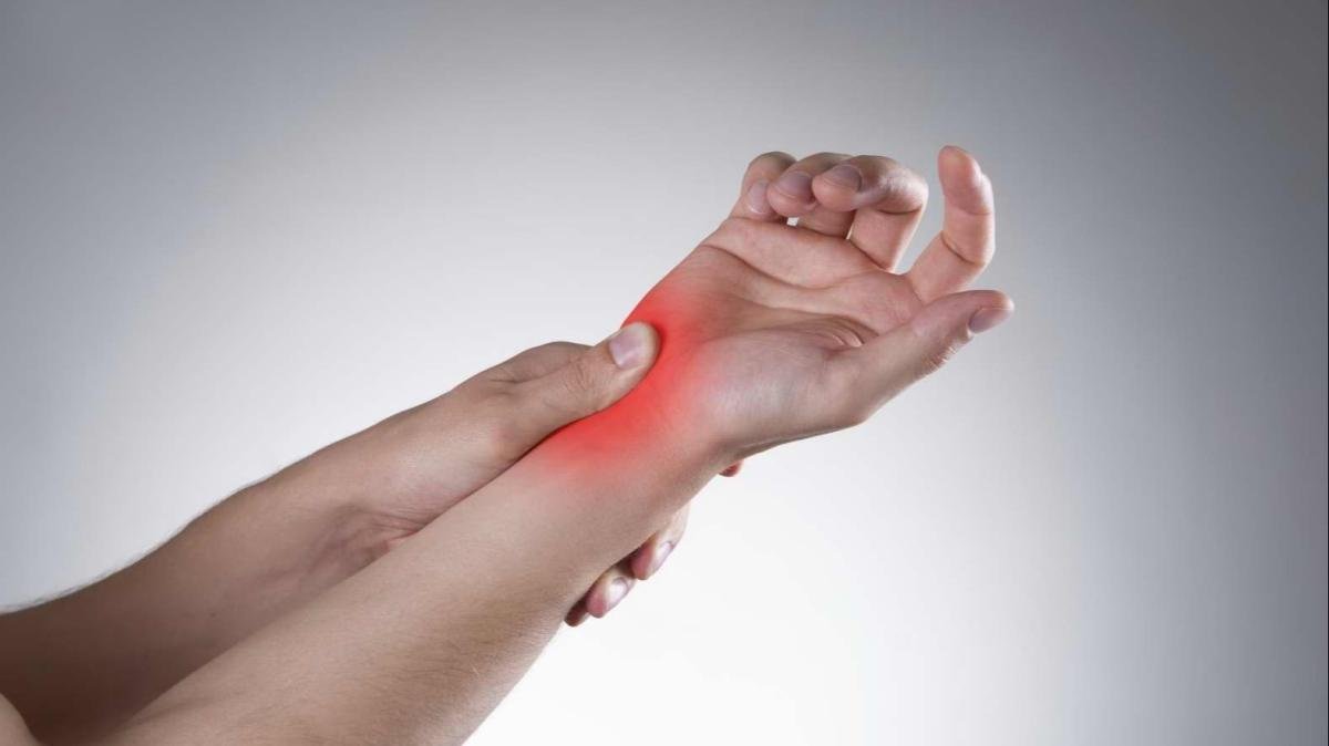 Weakness in hands may be caused by carpal tunnel syndrome #2