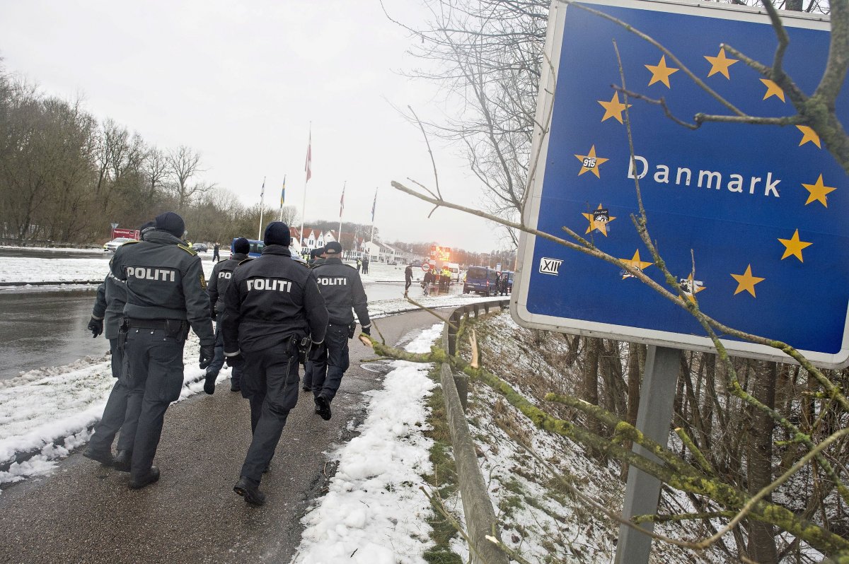 Decision by Denmark to move refugee camps abroad #3