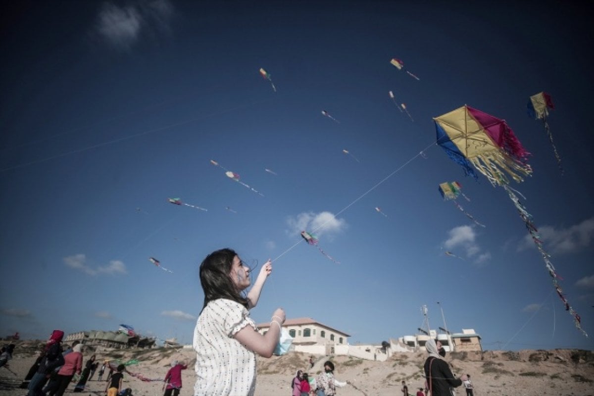 Children flew kites in Gaza #1