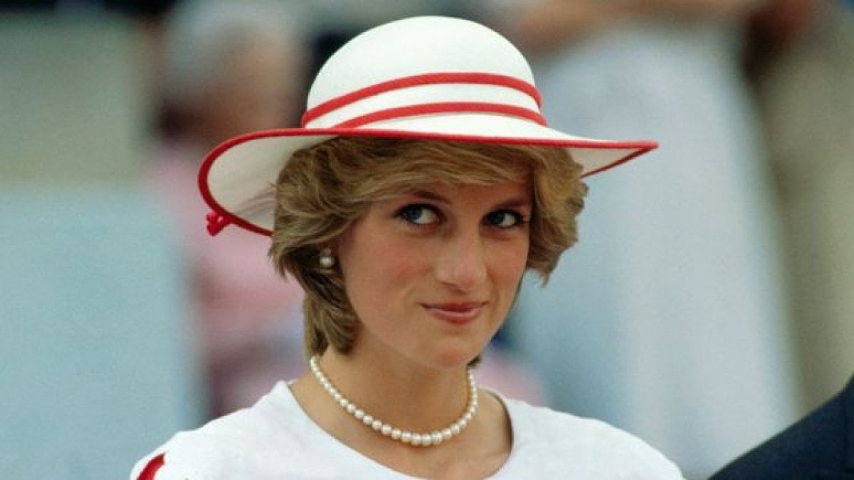 Princess Diana's 40-year-old car goes on sale #1