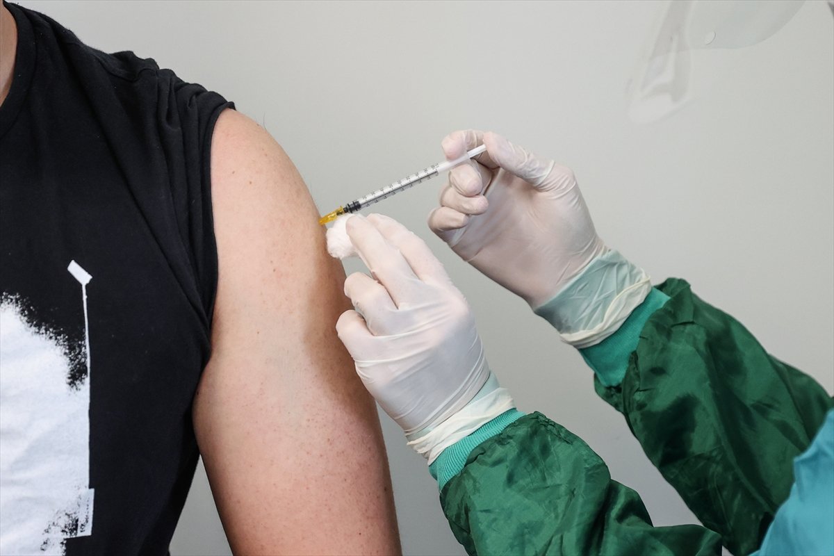 More than 2 billion 220 million doses of coronavirus vaccine have been given #3