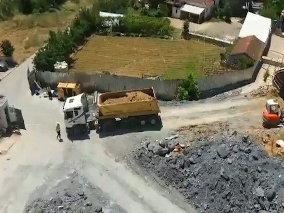 İBB, Yenidoğan Metro Hattı inşaatını hafriyatla kapatmayı sürdürüyor #1