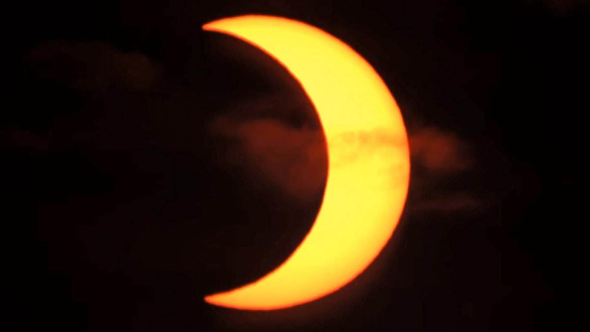 Annular solar eclipse begins in northern hemisphere #1