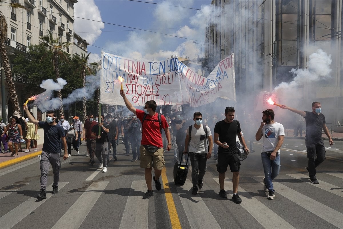 A 24-hour general strike in Greece #5