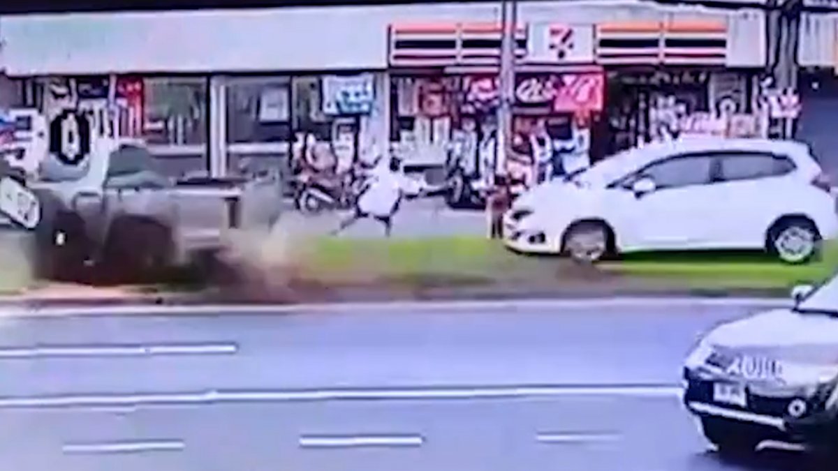 Miraculous escape from accident in Thailand #1