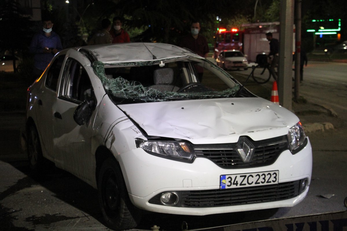 Elazığ’da 16 yaşındaki sürücü kaza yaptı, kaçarken yakalandı #1