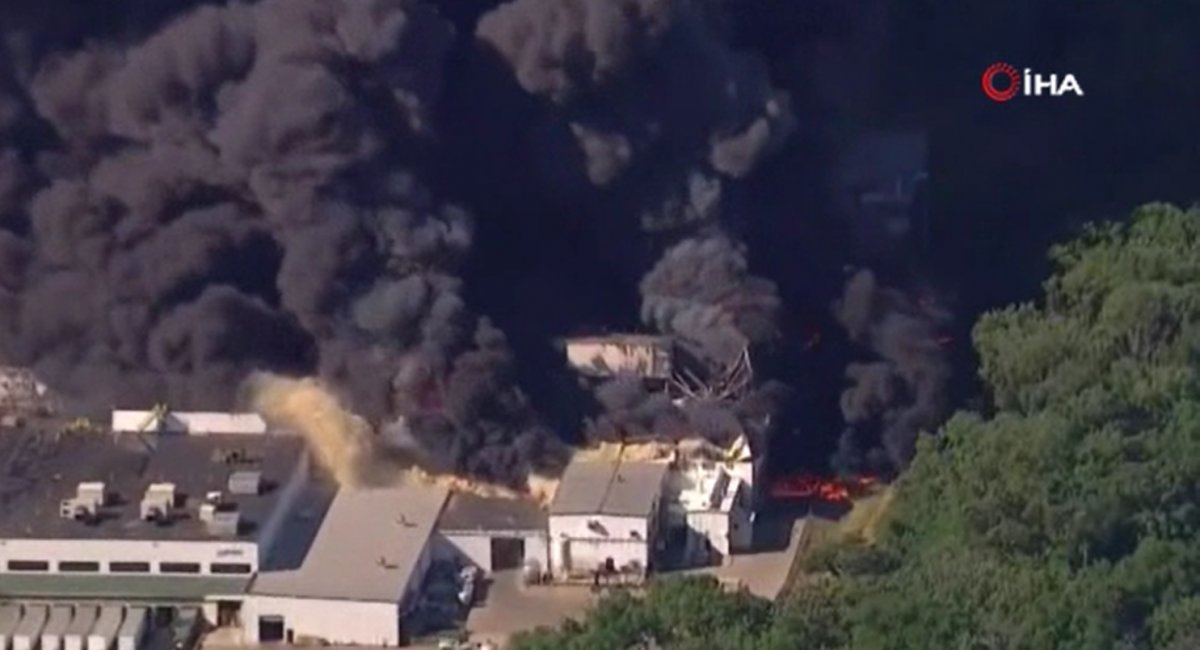 US chemical factory surrenders to flames #3