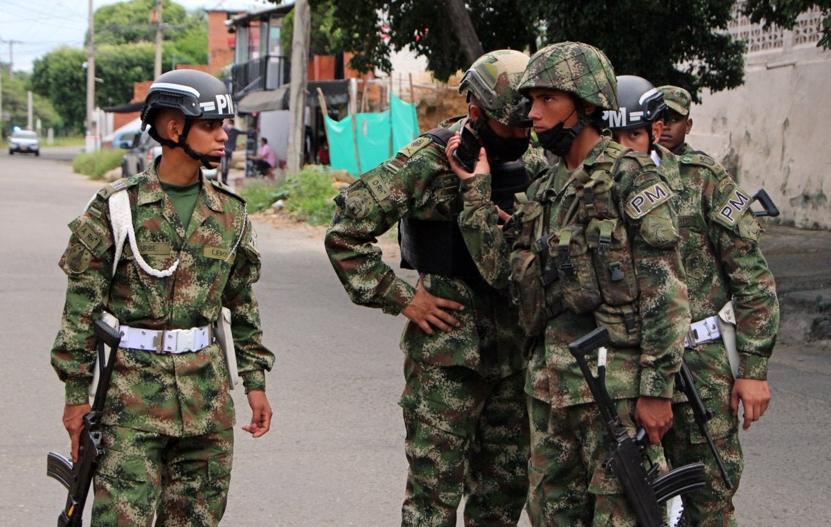 Bomb attack on the army in Colombia #2