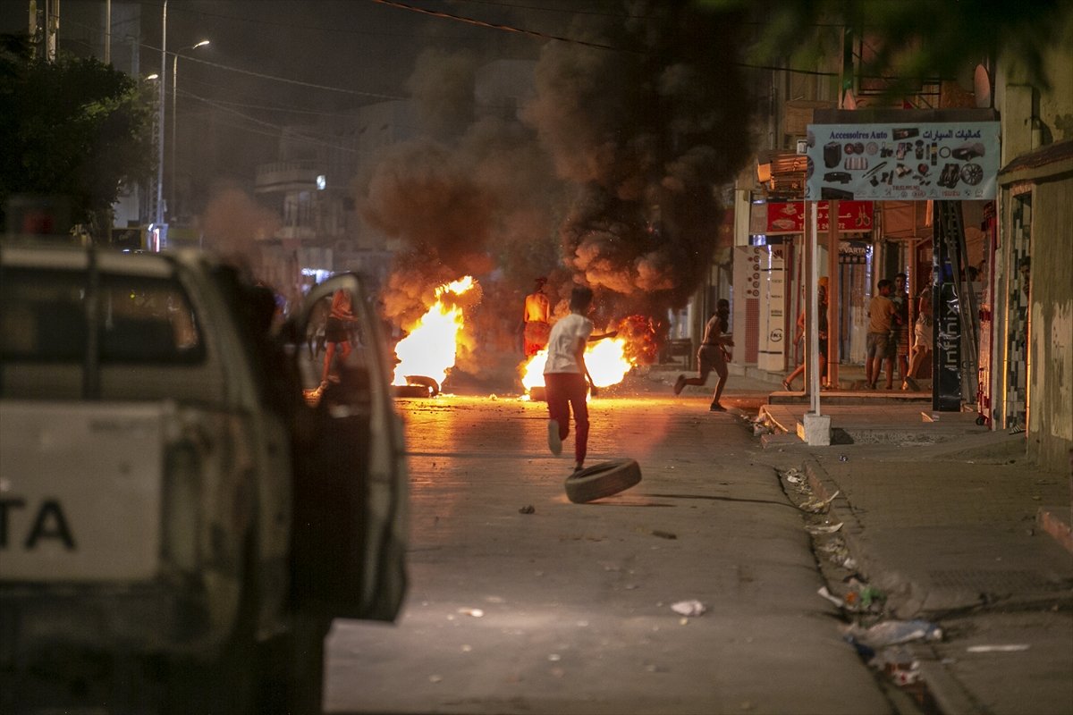 Death of a teenager by security forces protested in Tunisia #5