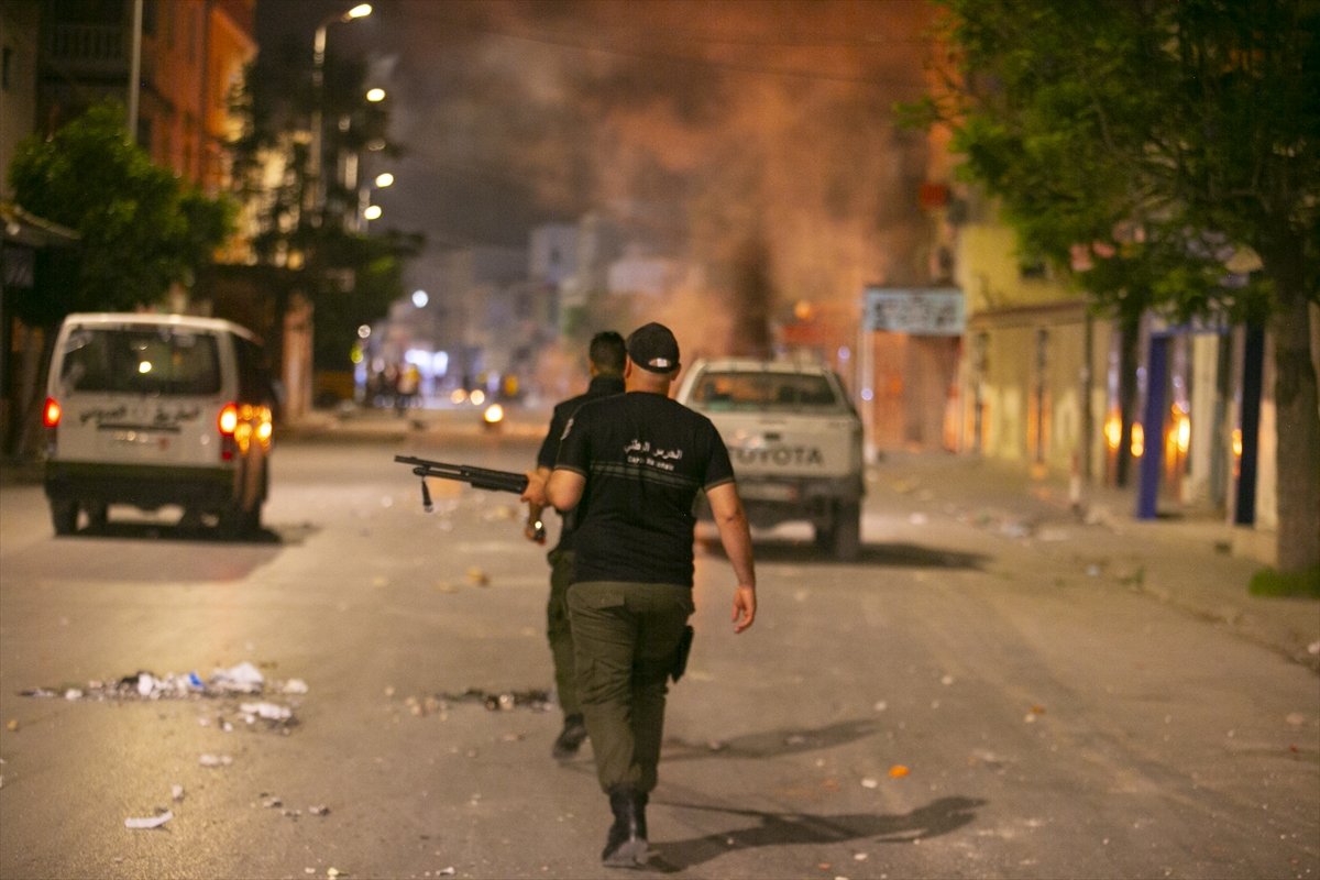 Death of a teenager by security forces protested in Tunisia #6