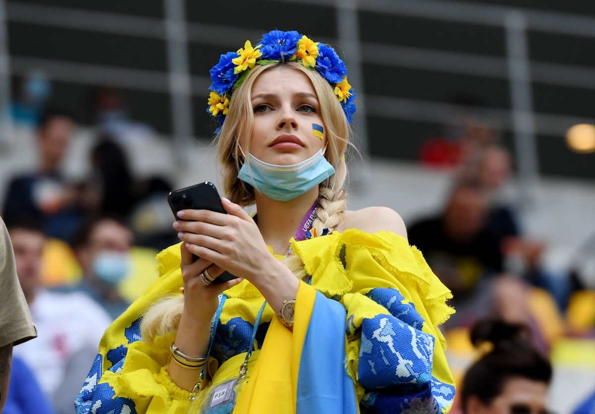 Ukrayna, Kuzey Makedonya yı 2-1 mağlup etti #6