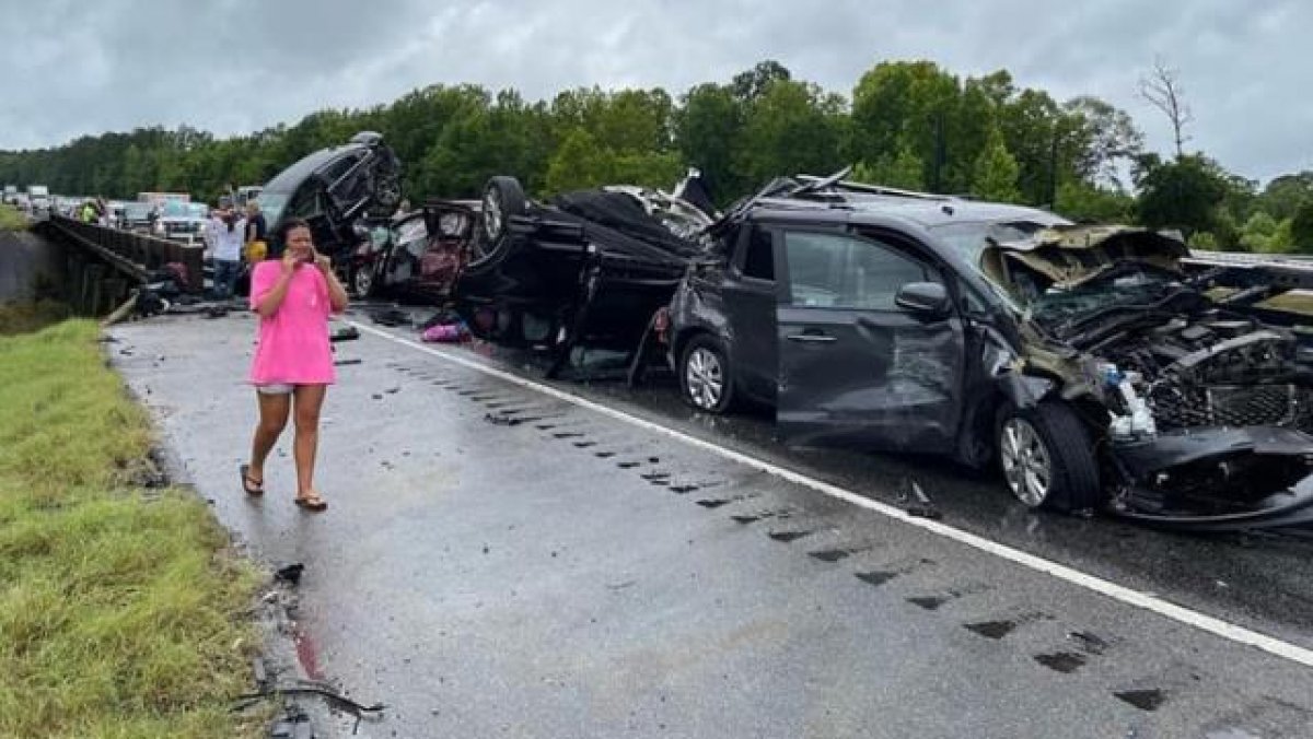 Chain accident involving 18 vehicles in the USA: 9 children died #4