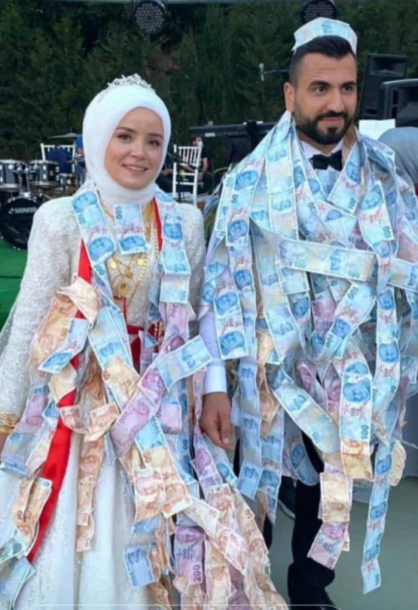 Antalya da düğün üç kez ertelendi, damada para yağdı  #7