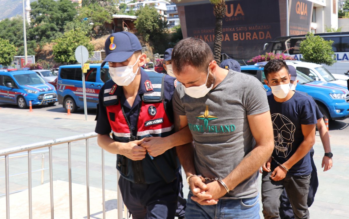 Antalya’da insan tacirliği yapan 7 kişi yakalandı  #5