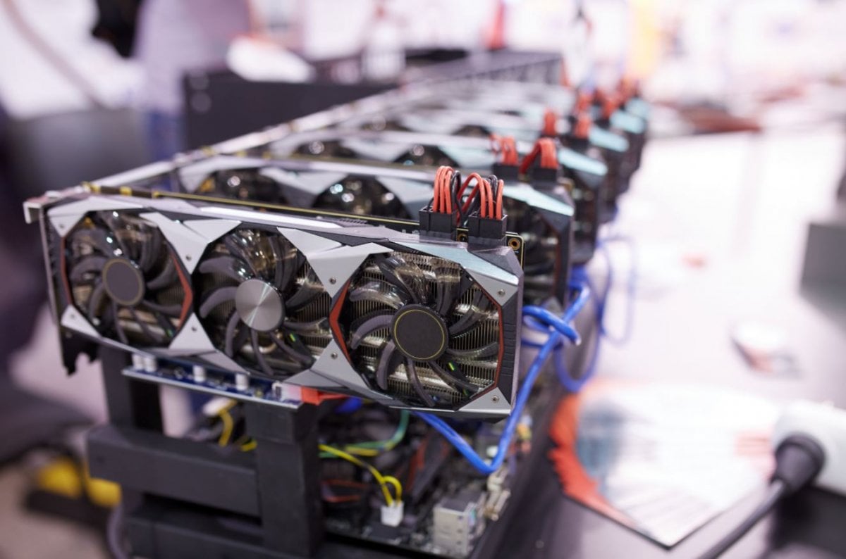 Chinese Bitmain, which produces machines for cryptocurrency mining, has stopped sales #1