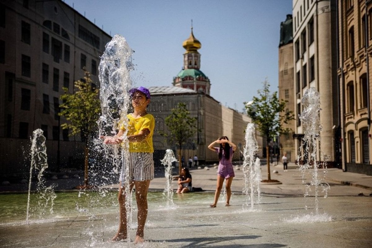 The air temperature rose to 35 degrees in Moscow #4