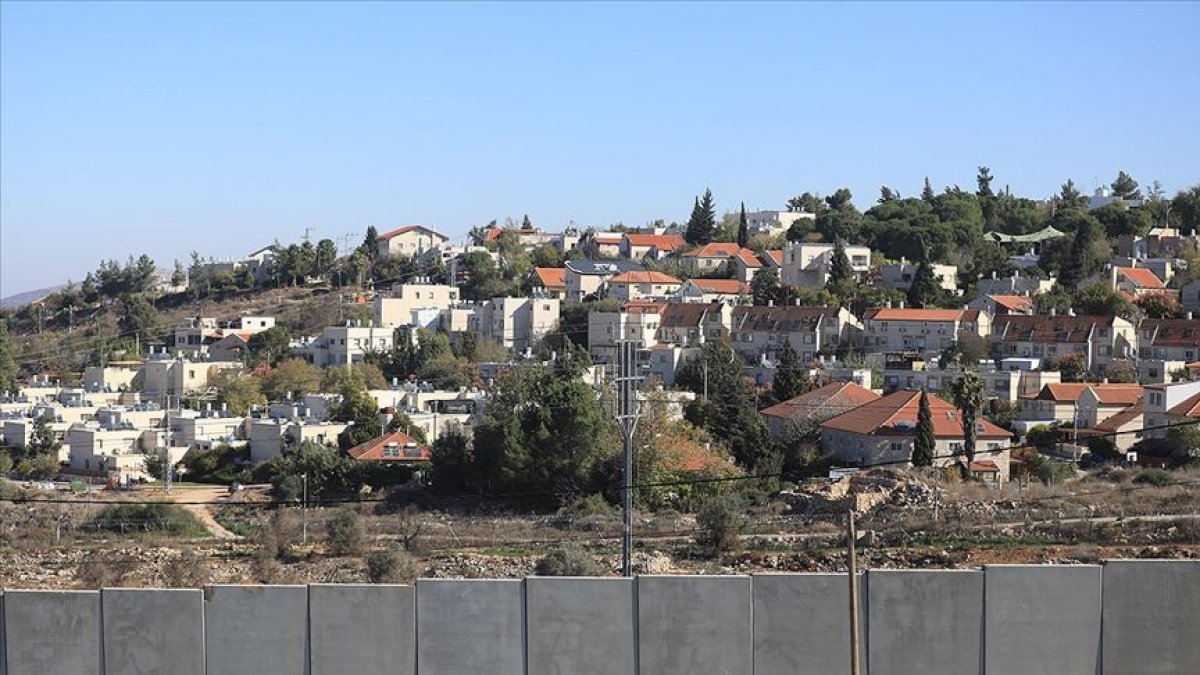 New government in Israel approves Jewish settlement building project in West Bank #3