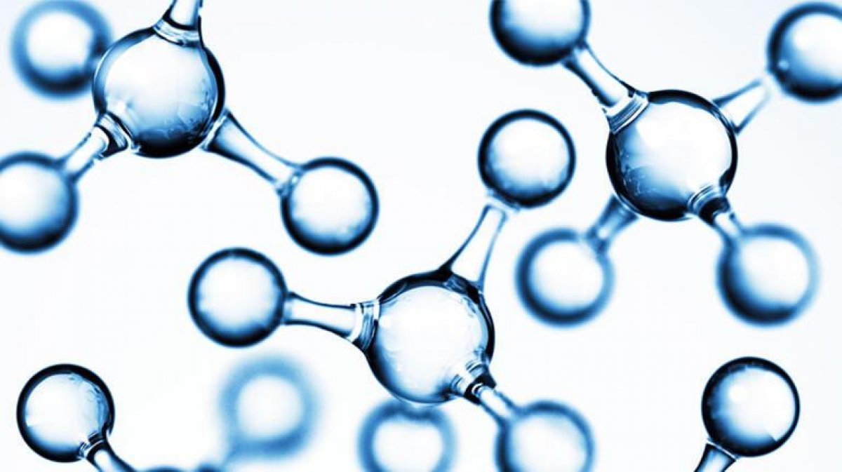 The pros and cons of hyaluronic acid for your skin #2