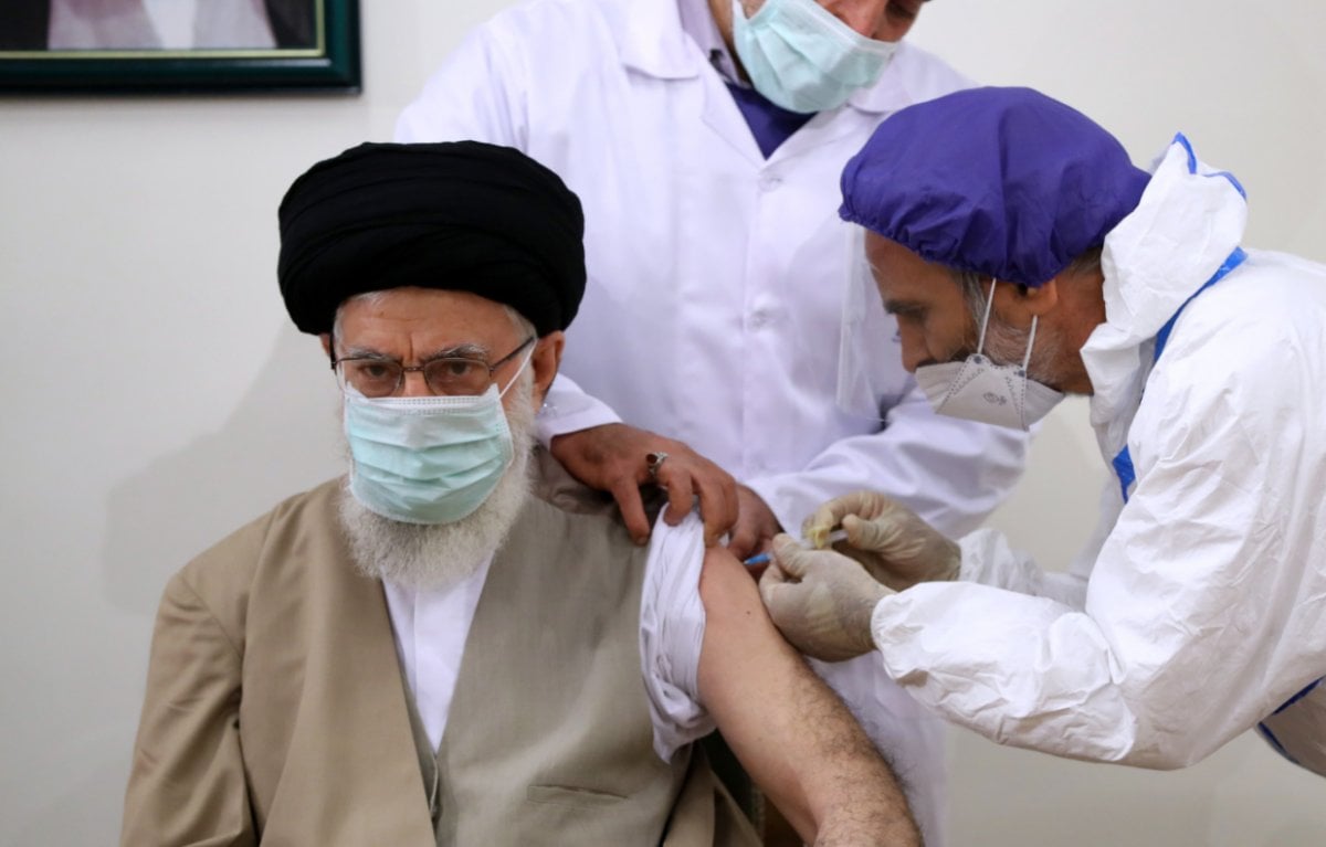 Khamenei received the first dose of the corona vaccine developed in his country #1