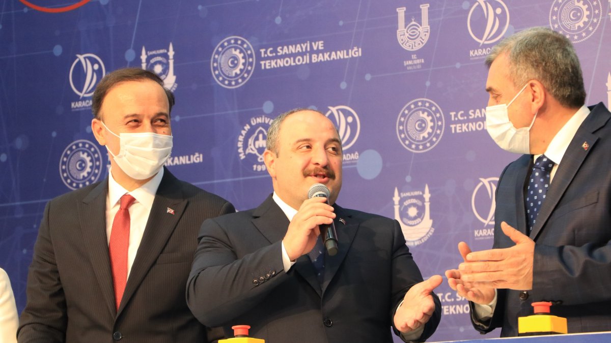 Mustafa Varank, 5 projenin temel atma töreni için Şanlıurfa'ya geldi