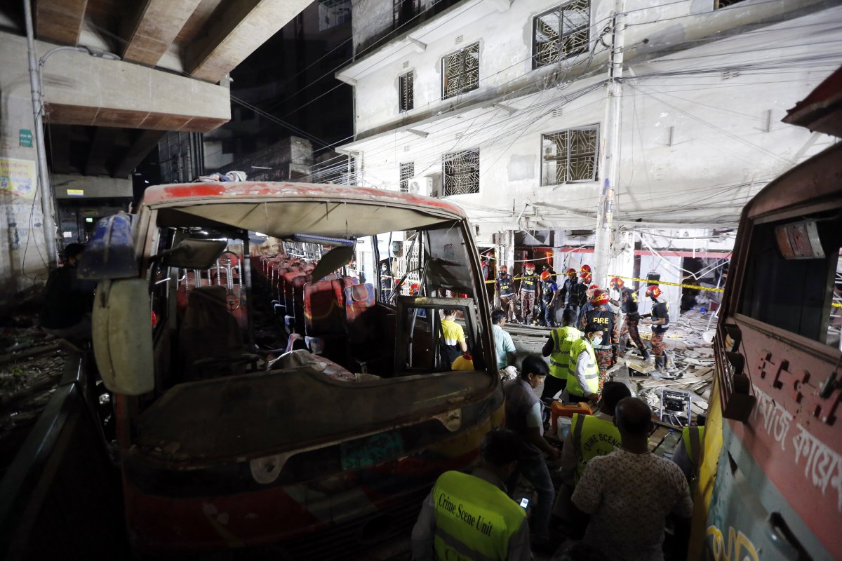 Bangladesh explosion: 7 dead, 50 injured #4