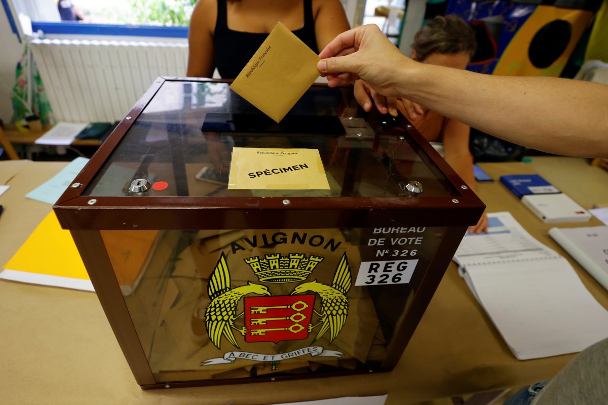 Second round of regional elections held in France #5