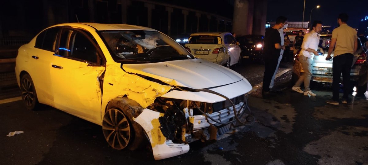 TEM’de 6 araç kaza yaptı:1 yaralı