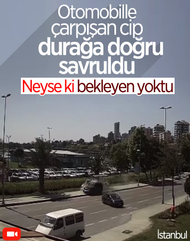Kadıköy'de cipin durağa çarptığı anlar kamerada
