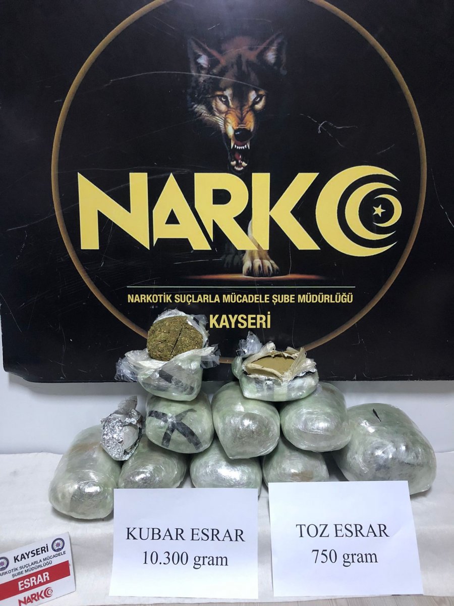 Kayseri’de kargo aracına uyuşturucu operasyonu #1