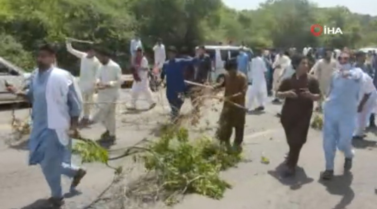 Protest #2 in Pakistan for BioNTech and AstraZeneca vaccines