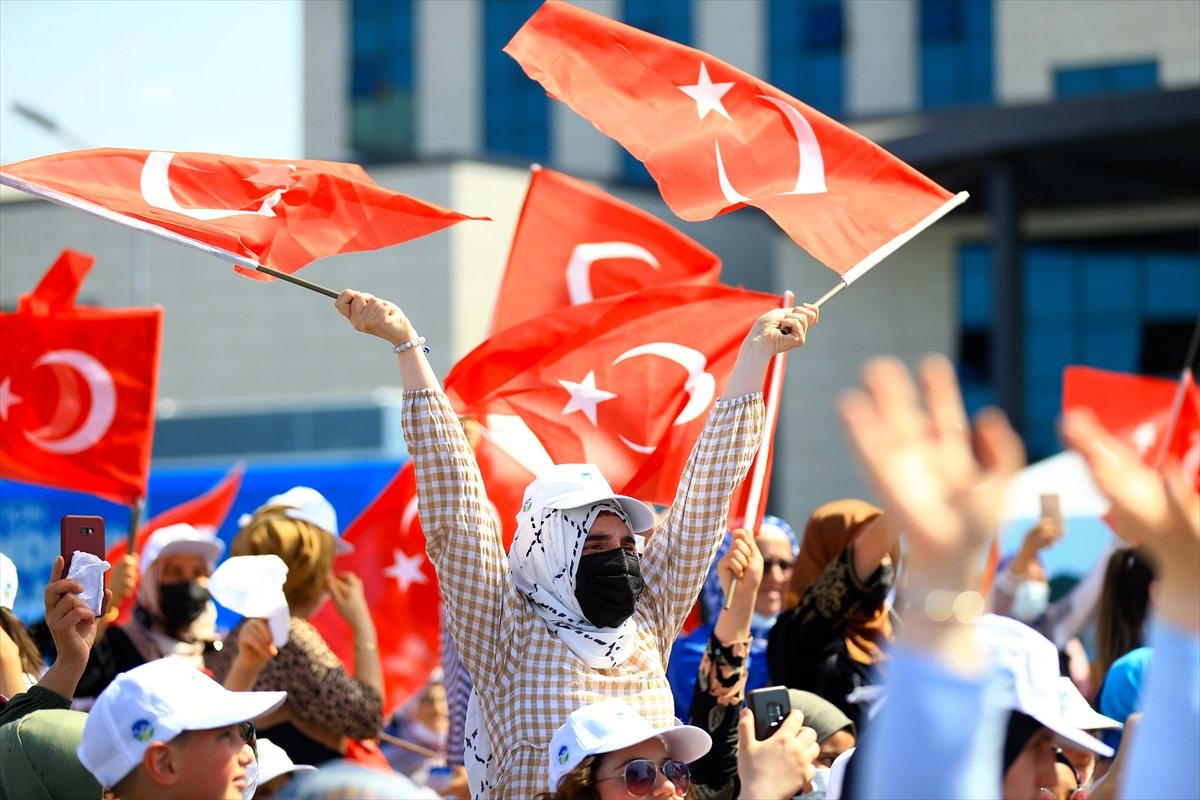 Cumhurbaşkanı Erdoğan’a Sakarya’da sevgi gösterisi  #3